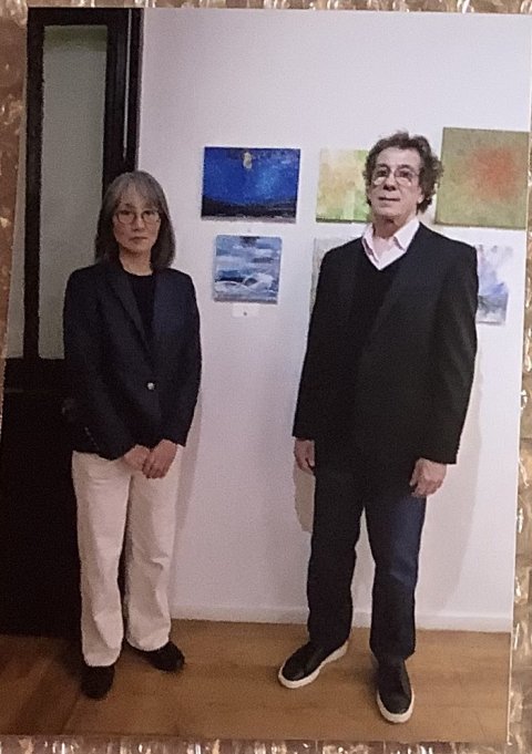 評論家の左イオサキ・トモコ氏と ジャン・ミッシェル氏 右